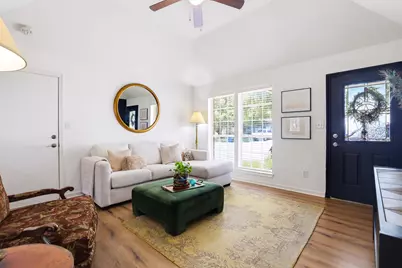 1510 Shadow Walk, Lockhart, TX 78644 - Photo 5