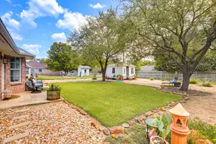 1510 Shadow Walk, Lockhart, TX 78644 - Photo 21