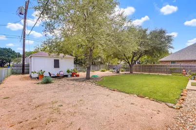 1510 Shadow Walk, Lockhart, TX 78644 - Photo 25