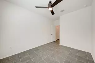 18600 Golden Eagle Way, Elgin, TX 78621 - Photo 33