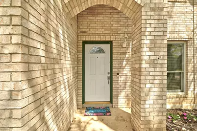 5812 Kayview Drive, Austin, TX 78749 - Photo 3
