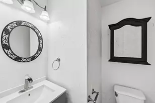 5812 Kayview Dr, Austin, TX 78749 - Photo 17