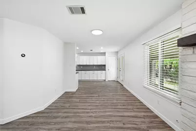 5812 Kayview Drive, Austin, TX 78749 - Photo 13