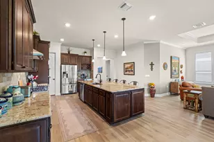220 Iron Rail Ln, Georgetown, TX 78633 - Photo 9