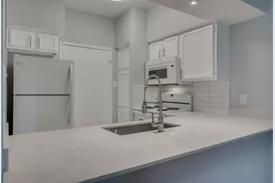 2901 San Jacinto Boulevard #306, Austin, TX 78705 - Photo 5
