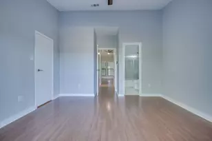 2901 San Jacinto Blvd, Austin, TX 78705 - Photo 11