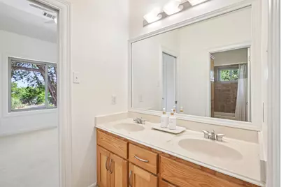 404 Saddlehorn Drive, Dripping Springs, TX 78620 - Photo 15