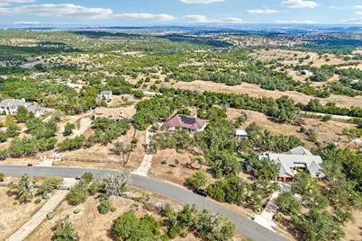 404 Saddlehorn Drive, Dripping Springs, TX 78620 - Photo 25