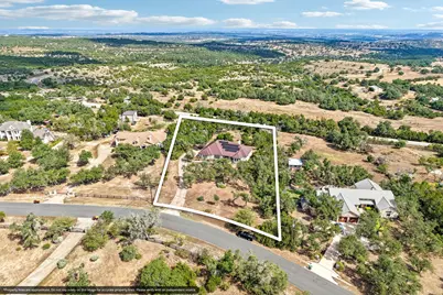 404 Saddlehorn Drive, Dripping Springs, TX 78620 - Photo 21
