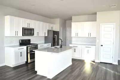 7700 Norah Drive, Austin, TX 78744 - Photo 11