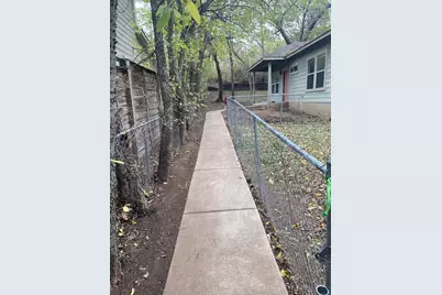 4704 Ledesma Road #A & B, Austin, TX 78721 - Photo 13