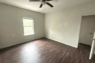 4704 Ledesma Rd, Austin, TX 78721 - Photo 9