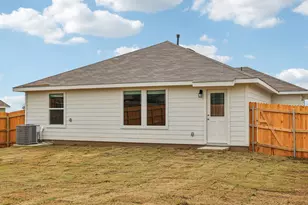 141 Belton Dr, Kyle, TX 78640 - Photo 29