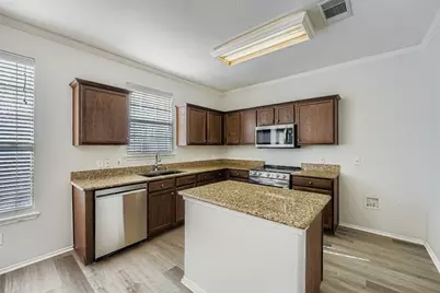 104 Mossy Rock Cove, Hutto, TX 78634 - Photo 13