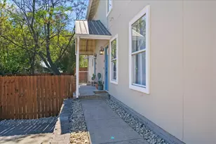 3107 E 13th St, Austin, TX 78702 - Photo 3