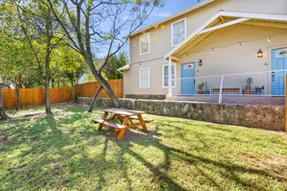 3107 E 13th Street #A, Austin, TX 78702 - Photo 25