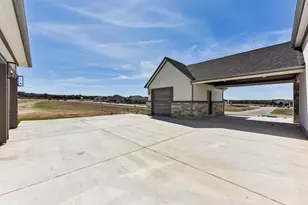 108 Ruffin Cir, Florence, TX 76527 - Photo 29