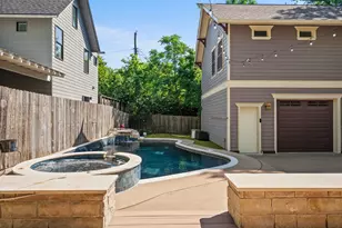 515 E 49th St, Austin, TX 78751 - Photo 33