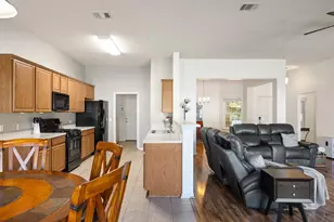 880 Bottle Brush Dr, Kyle, TX 78640 - Photo 13