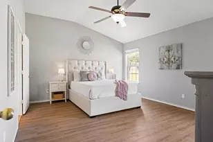 880 Bottle Brush Dr, Kyle, TX 78640 - Photo 25