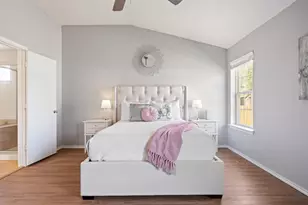 880 Bottle Brush Dr, Kyle, TX 78640 - Photo 27