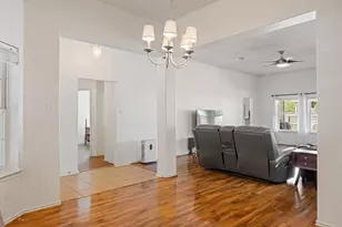 880 Bottle Brush Dr, Kyle, TX 78640 - Photo 9