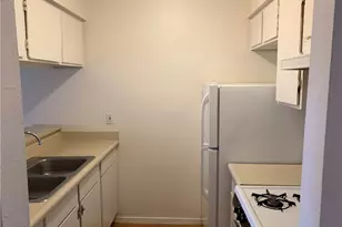 10810 Newmont Rd, Austin, TX 78758 - Photo 7