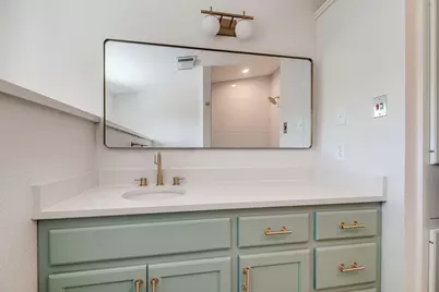146 Hillside Drive, Fredericksburg, TX 78624 - Photo 19