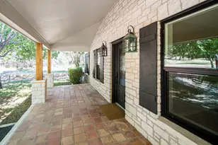 146 Hillside Dr, Fredericksburg, TX 78624 - Photo 33