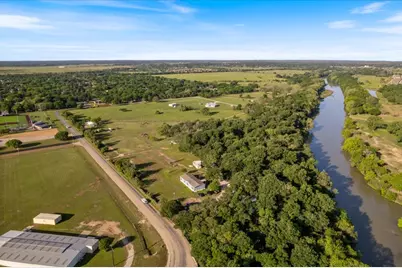 1218 Lovers Lane, Bastrop, TX 78602 - Photo 9