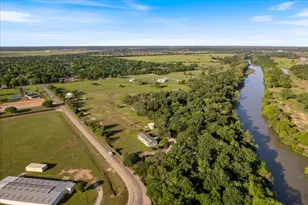 1218 Lovers Ln, Bastrop, TX 78602 - Photo 9