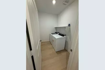 138 Golden Bell Way, Buda, TX 78610 - Photo 5