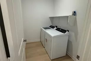 138 Golden Bell Wy, Buda, TX 78610 - Photo 5