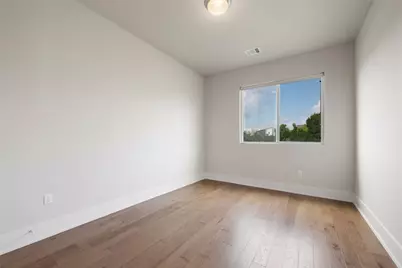7913 Floracita Lane, Austin, TX 78735 - Photo 7