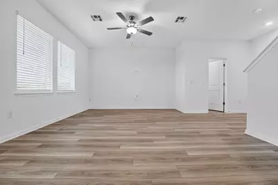14118 Edna Maxine Walk, Del Valle, TX 78617 - Photo 5