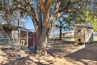 7393 N State Highway 80, Nixon, TX 78140 - Photo 27