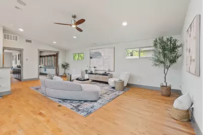 5607 Jim Hogg Avenue, Austin, TX 78756 - Photo 29