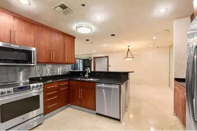 40 N Interstate 35 #12C2, Austin, TX 78701 - Photo 21