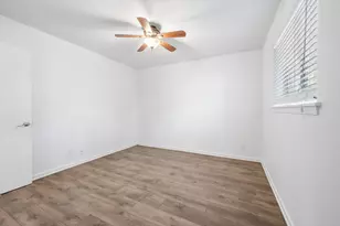 806 E 13th St, Georgetown, TX 78626 - Photo 19