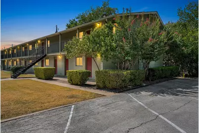 806 E 13th Street #102, Georgetown, TX 78626 - Photo 1