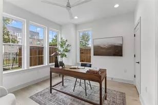 2209 Woodland Ave, Austin, TX 78741 - Photo 5