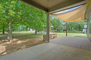 130 Koele Ct, Bastrop, TX 78602 - Photo 31