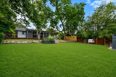5804 Gloucester Lane, Austin, TX 78723 - Photo 17