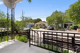 2007 Peoples St, Austin, TX 78702 - Photo 3