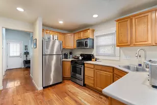 2007 Peoples St, Austin, TX 78702 - Photo 9