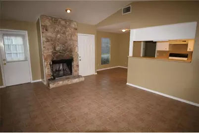 11414 Ptarmigan Drive, Austin, TX 78758 - Photo 3