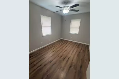 703 San Saba Street, Lockhart, TX 78644 - Photo 7