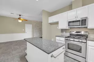 3016 Tradewind Dr, Spicewood, TX 78669 - Photo 9
