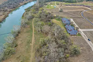 539 Colovista Pkwy, Bastrop, TX 78602 - Photo 29