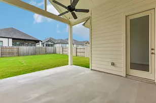 212 Royal Fern Rd, Hutto, TX 78634 - Photo 33